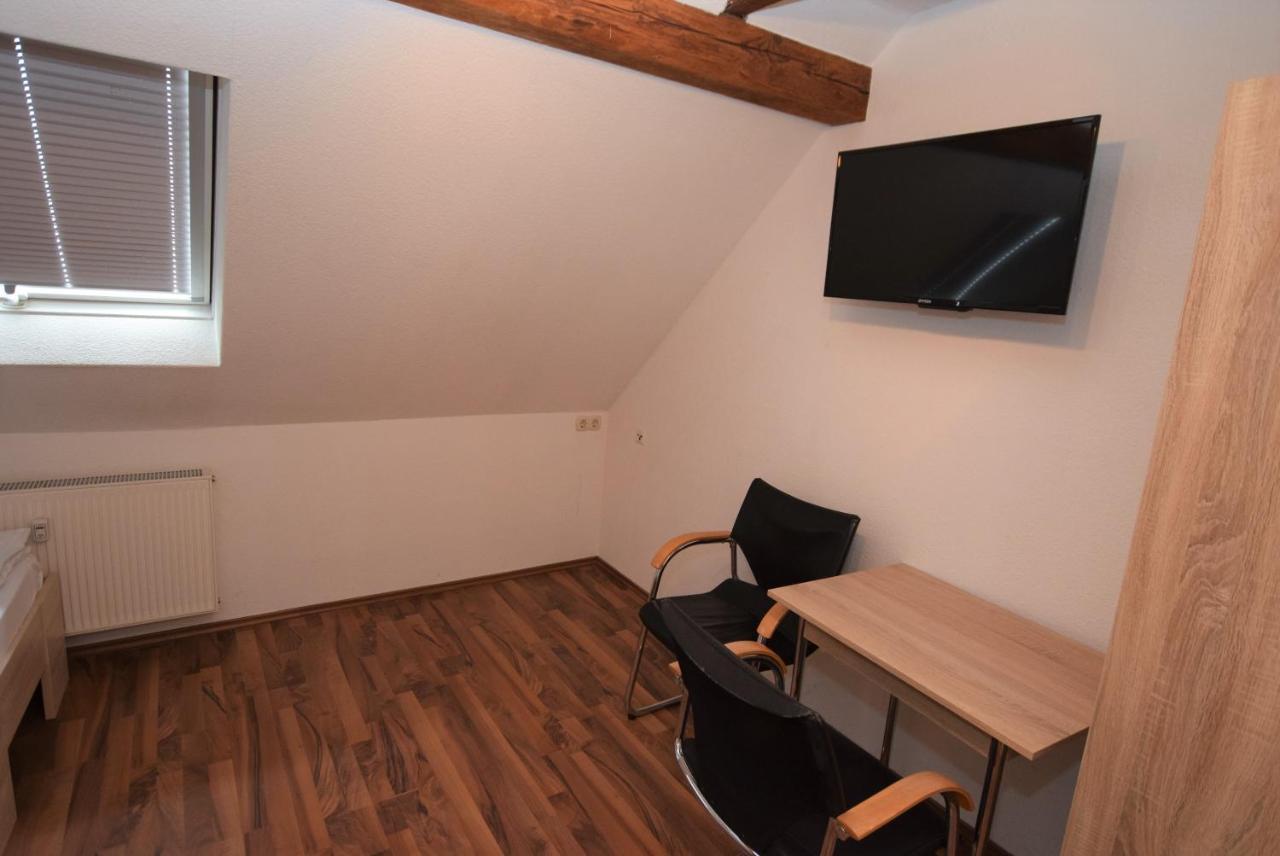 Nuertingen Zimmer Extérieur photo