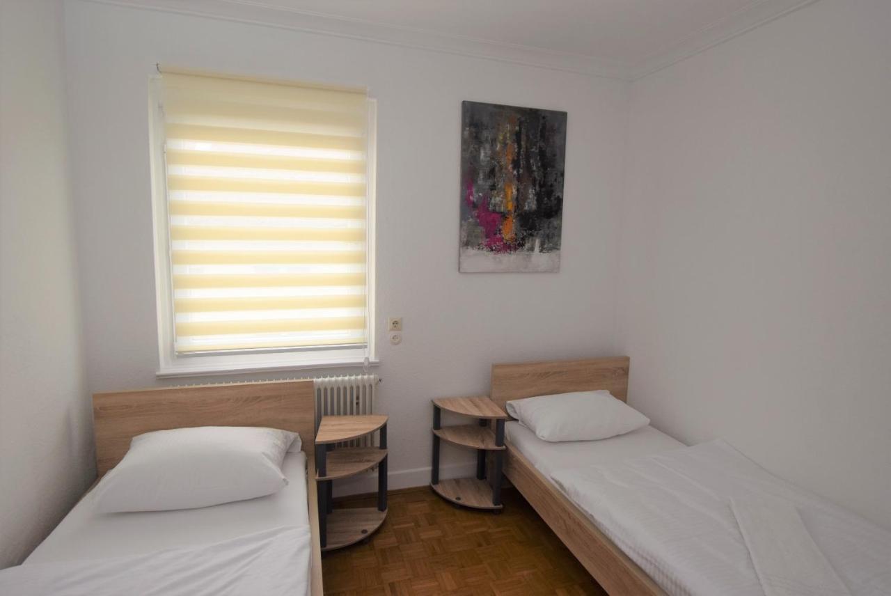 Nuertingen Zimmer Extérieur photo